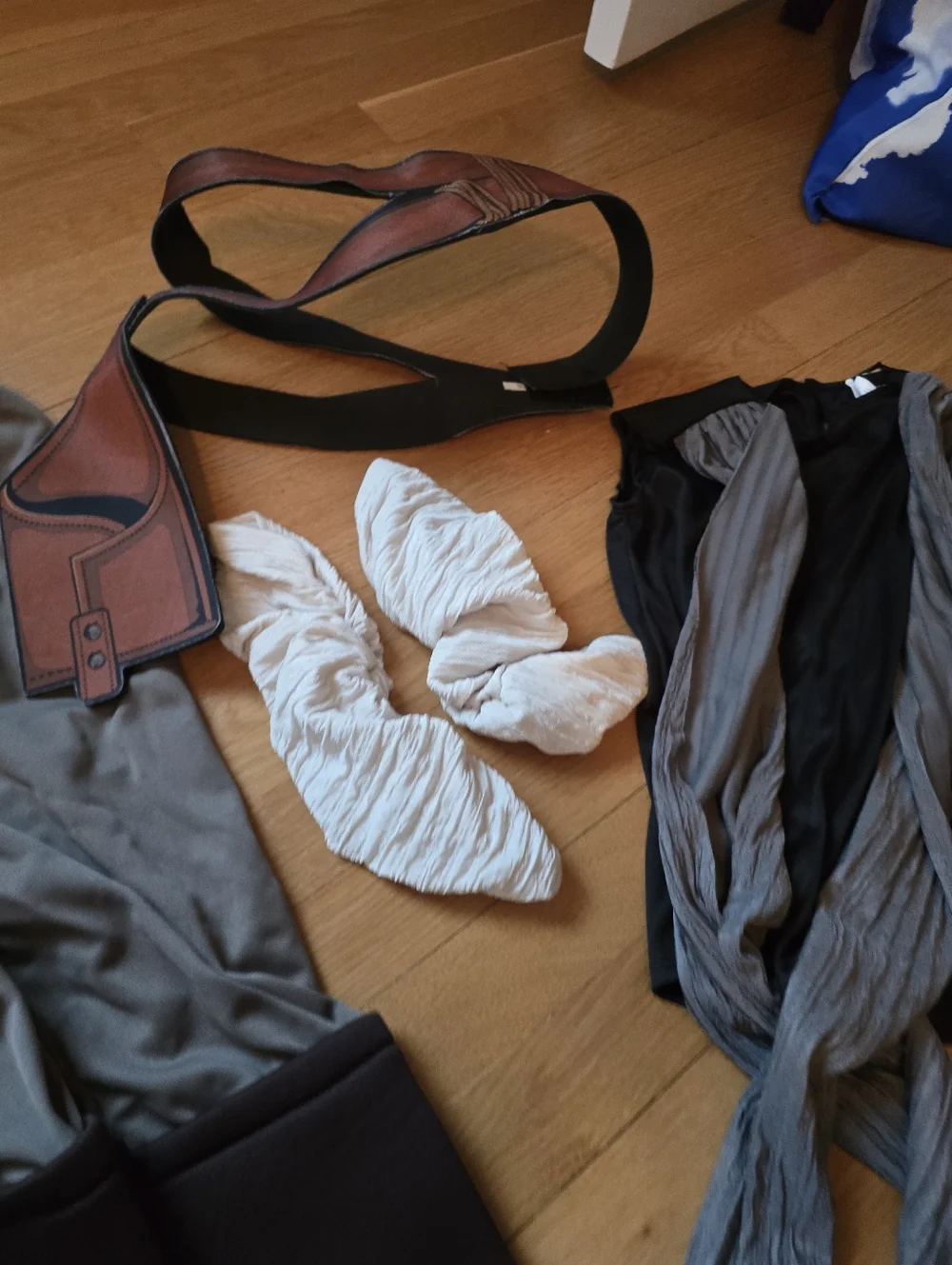 Star Wars Rey Costume Sz M - Picture 4 of 7